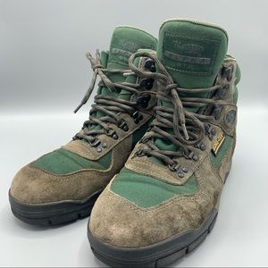 Vasque Alpha GTX Women Size 8.5 Hiking Boots